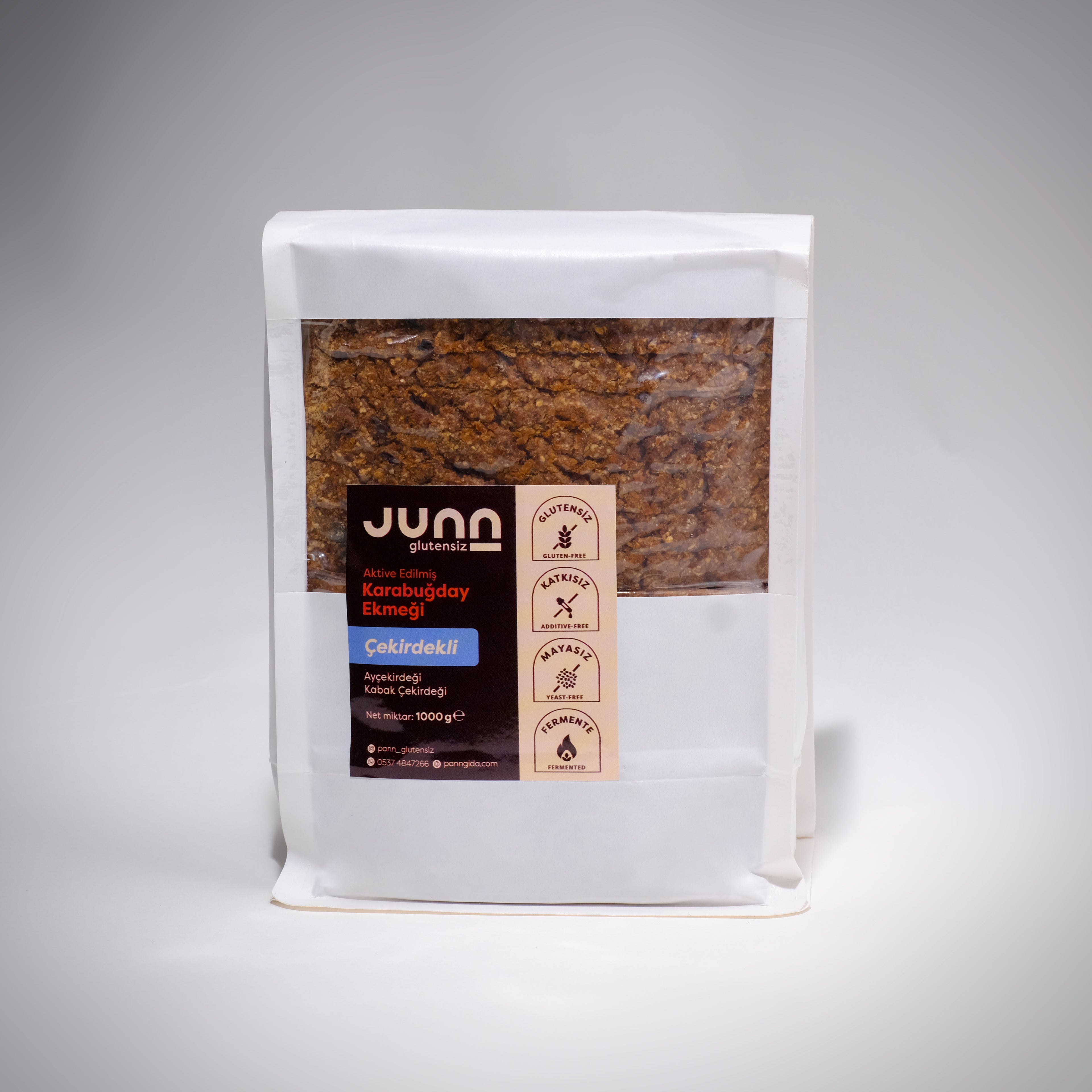 Çekirdekli Karabuğday Ekmeği